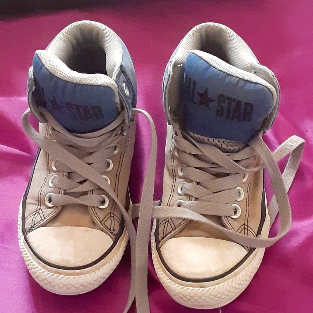 Kid's shoes